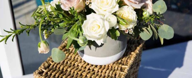 Allen's Flowers Wedding Consultation and Flowers FULL-SERVICE DESIGN FOR WEDDINGS OF ALL SIZES